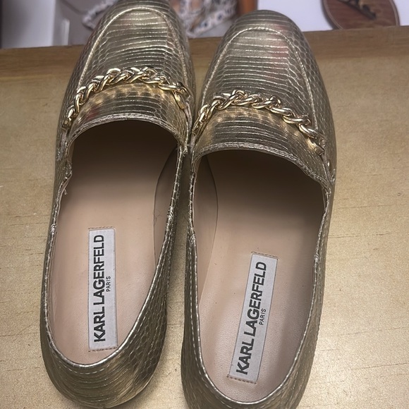 Gold - Picture 5 of 7